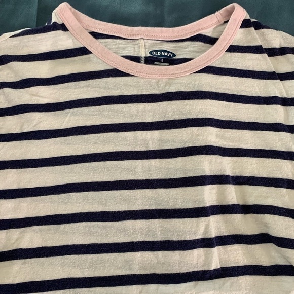 Old Navy $4 each l!! 3 pc tee bundle - Picture 2 of 4